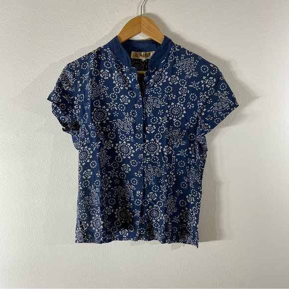 Tops - Japanese Brand 100% Silk Blouse. Short Sleeve.